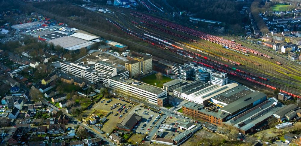 Aerial photograph Oberhausen - Industrial estate and company settlement of Quartier231 with logistics buildings and office buildings along the Duisburger Strasse in Oberhausen in the state North Rhine-Westphalia, Germany