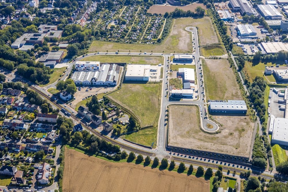 Aerial image Bochum - Industrial estate and company settlement An of Salzstrasse - Am Hellweg overlooking the building of the AUKTORA GmbH and the EnergieEffizienzA?Zentrum in Bochum in the state North Rhine-Westphalia, Germany
