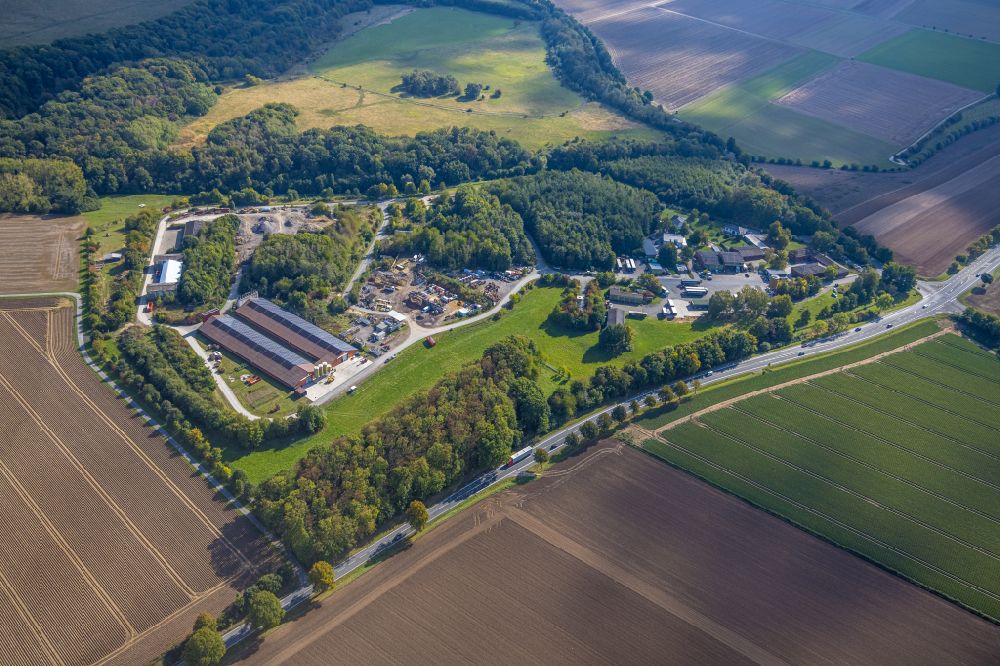 Soest from above - Industrial estate and company settlement on street Am Hunnenberg in Soest in the state North Rhine-Westphalia, Germany