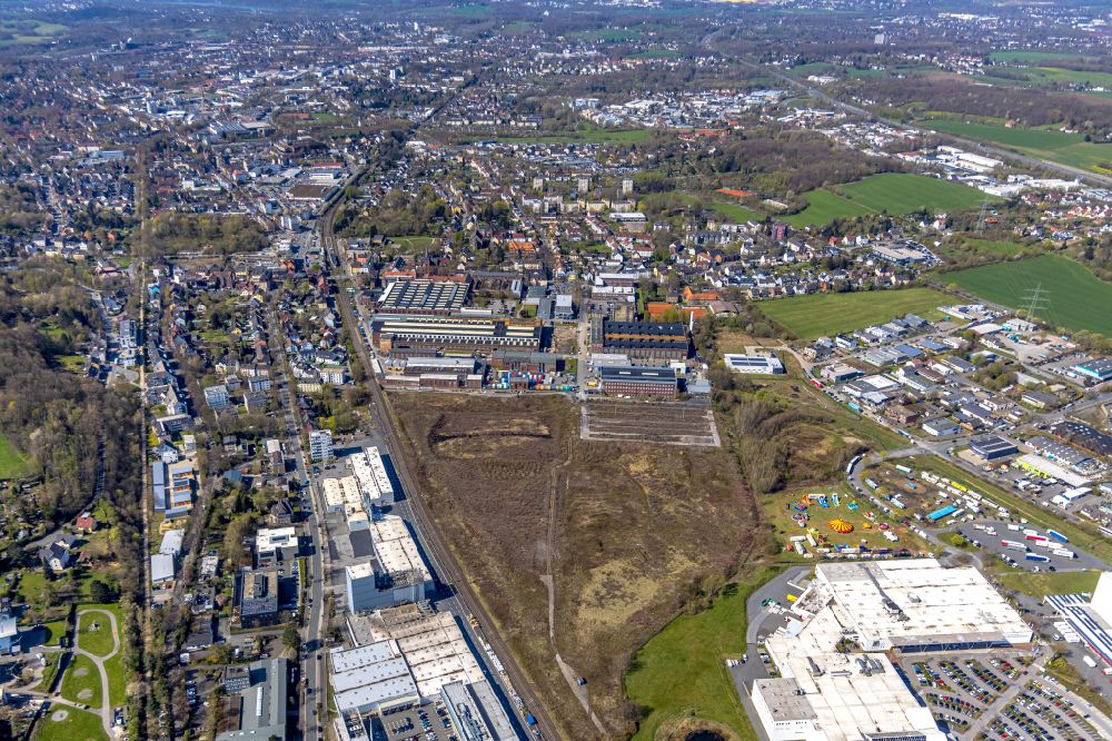 Rüdinghausen from the bird's eye view: Industrial estate and company settlement on Stockumer Strasse in Ruedinghausen at Ruhrgebiet in the state North Rhine-Westphalia, Germany