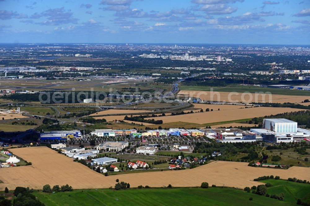 Waltersdorf from above - Industrial estate and company settlement along the Gruenauer Strasse in Waltersdorf in the state Brandenburg, Germany