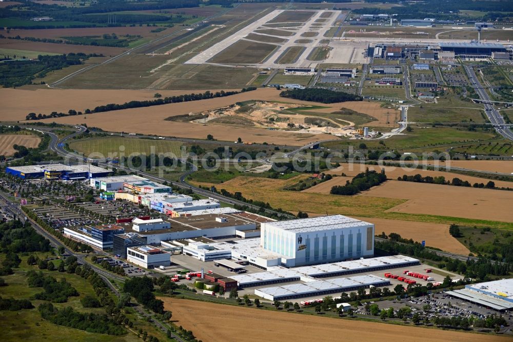 Waltersdorf from the bird's eye view: Industrial estate and company settlement along the Gruenauer Strasse in Waltersdorf in the state Brandenburg, Germany