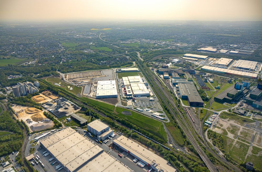 Aerial photograph Dortmund - Industrial estate and company settlement Westfalenhuette in the district Westfalenhuette in Dortmund at Ruhrgebiet in the state North Rhine-Westphalia, Germany