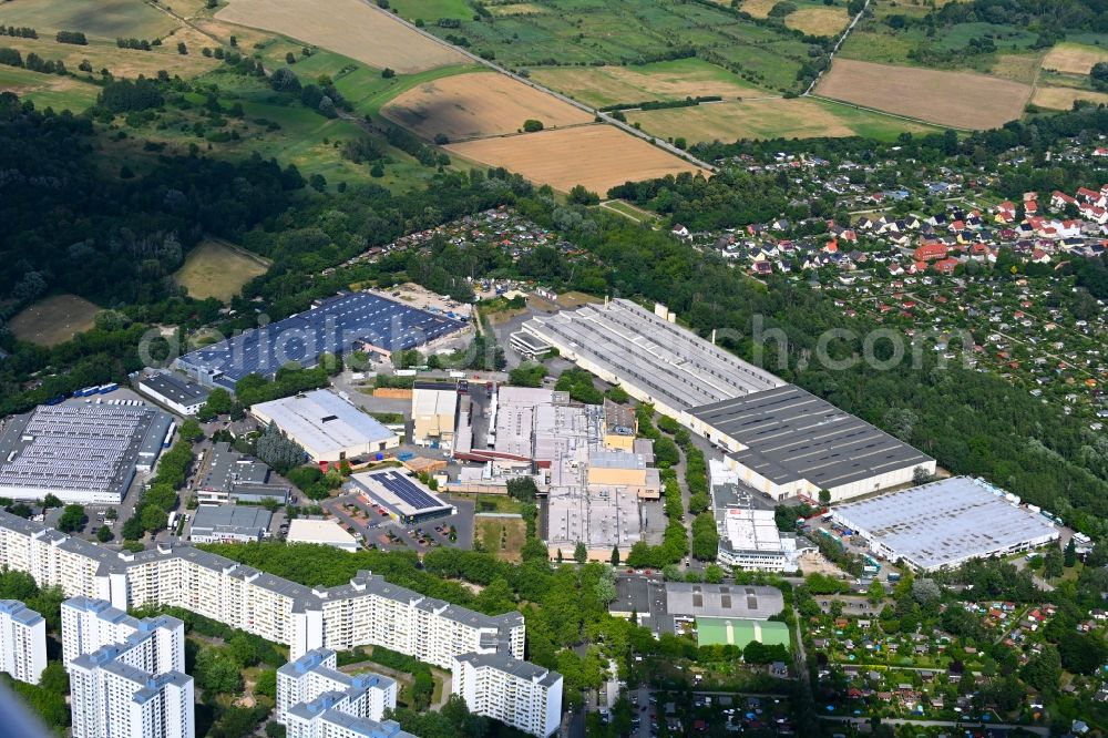 Aerial image Berlin - Industrial estate and company settlement on Zerpenschleuser Ring in the district Maerkisches Viertel in Berlin, Germany