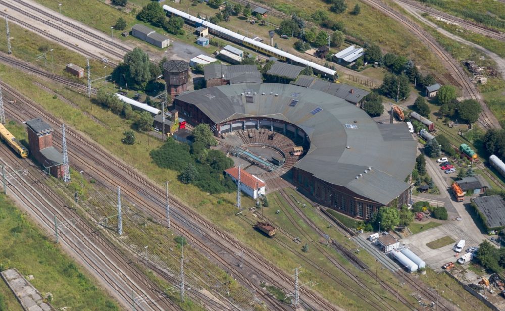 Pasewalk from the bird's eye view: Trackage and rail routes on the roundhouse - locomotive hall of the railway operations work Lokschuppen Pomerania in Pasewalk in the state Mecklenburg - Western Pomerania, Germany