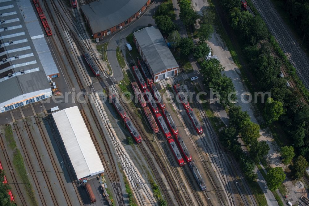 Aerial image Nürnberg - Trackage and rail routes on the roundhouse - locomotive hall of the railway operations work in the district Rangierbahnhof in Nuremberg in the state Bavaria, Germany