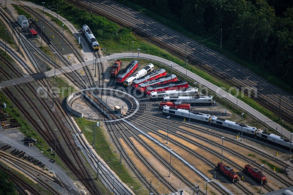 Aerial photograph Nürnberg - Trackage and rail routes on the roundhouse - locomotive hall of the railway operations work in the district Rangierbahnhof in Nuremberg in the state Bavaria, Germany