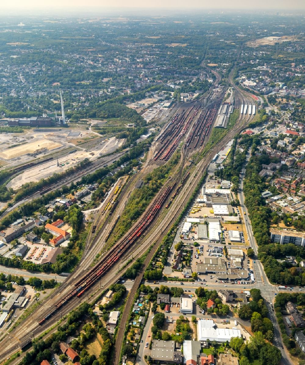 Herne from above - Railway tracks in the East of the main station of Wanne-Eickel in Herne in the state of North Rhine-Westphalia
