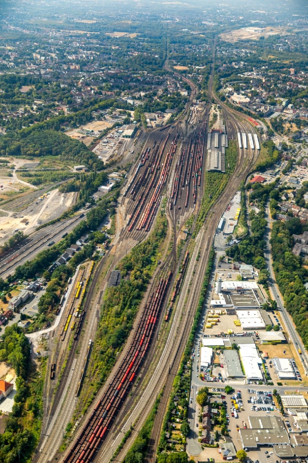 Herne from above - Railway tracks in the East of the main station of Wanne-Eickel in Herne in the state of North Rhine-Westphalia