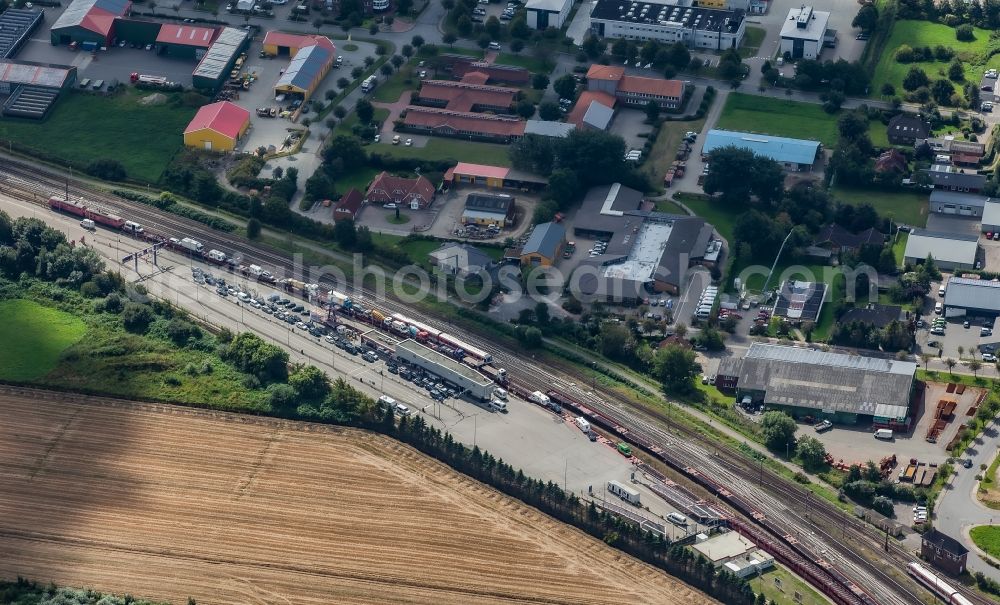Aerial photograph Niebüll - Track layout and railway operations building in Niebuell in the state Schleswig-Holstein, Germany