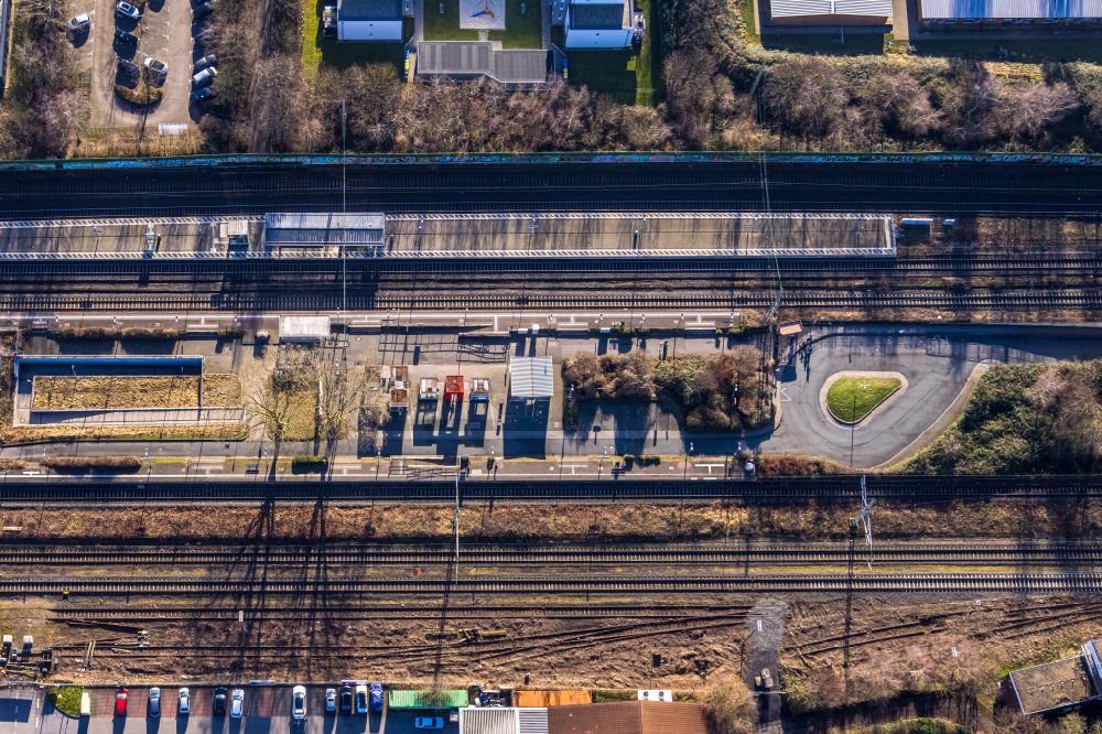 Aerial photograph Holzwickede - Train station railway building Am Bahnhof in the district Brackel in Holzwickede in the state North Rhine-Westphalia, Germany