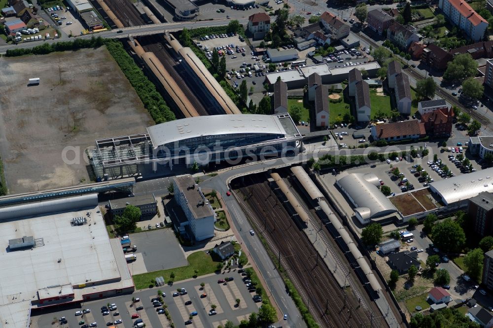 Aerial image Laatzen - Station railway building of the Deutsche Bahn in Laatzen in the state Lower Saxony, Germany