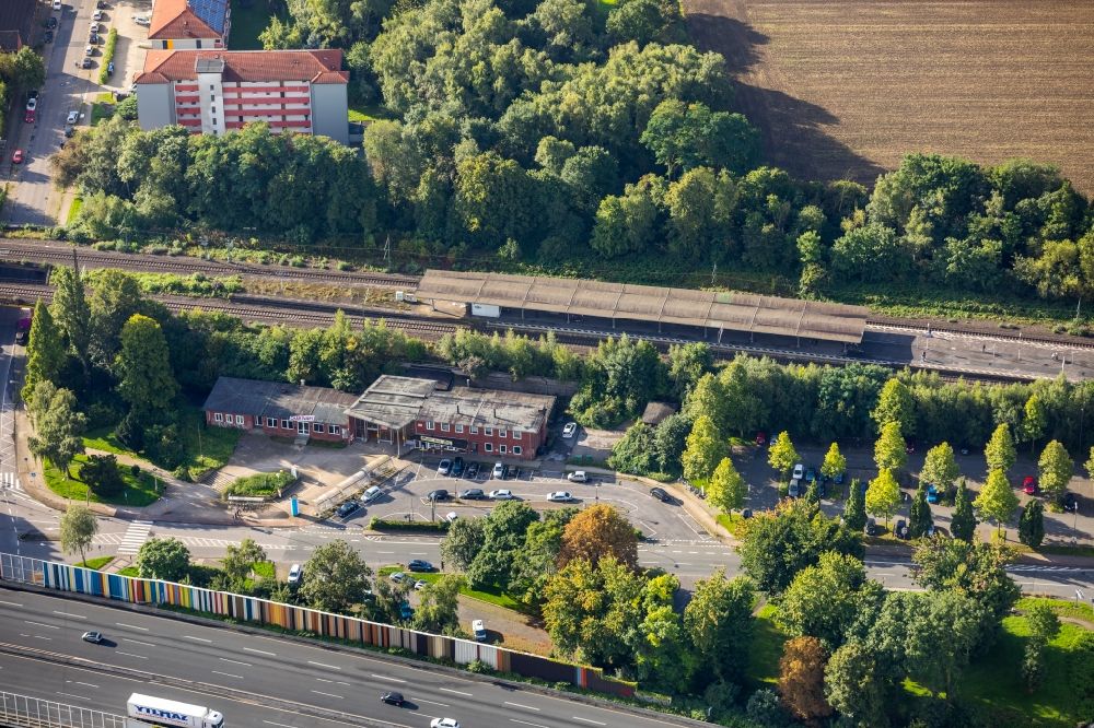 Wattenscheid from the bird's eye view: Station railway building of the Deutsche Bahn in Wattenscheid in the state North Rhine-Westphalia, Germany