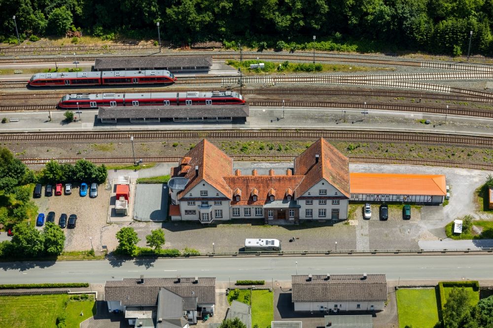 Brilon from the bird's eye view: Station railway building of the Deutsche Bahn in Brilon in the state North Rhine-Westphalia, Germany