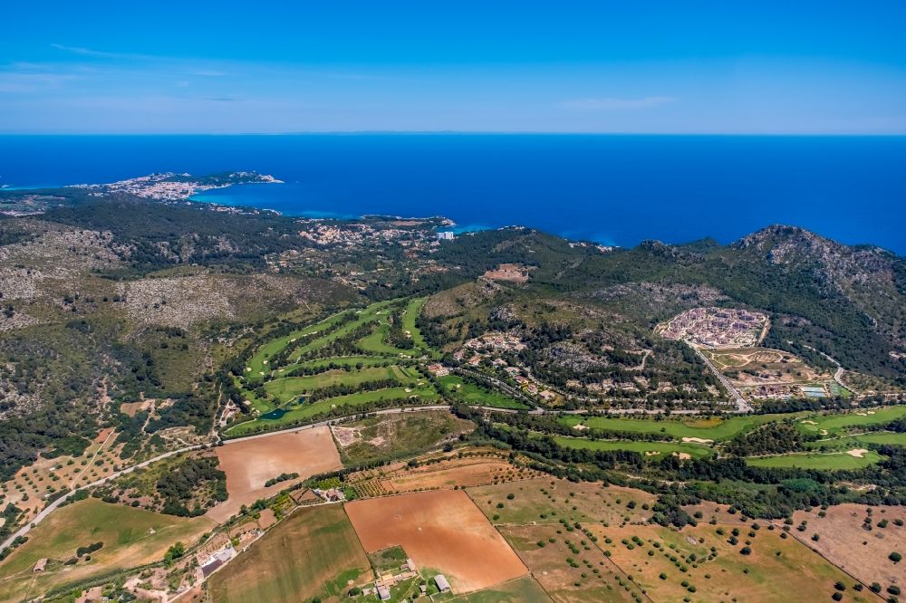 Capdepera from the bird's eye view: Grounds of the Golf course at of Canyamel Golfplatz on Avenida d'es Cap Vermell in Capdepera in Islas Baleares, Spain