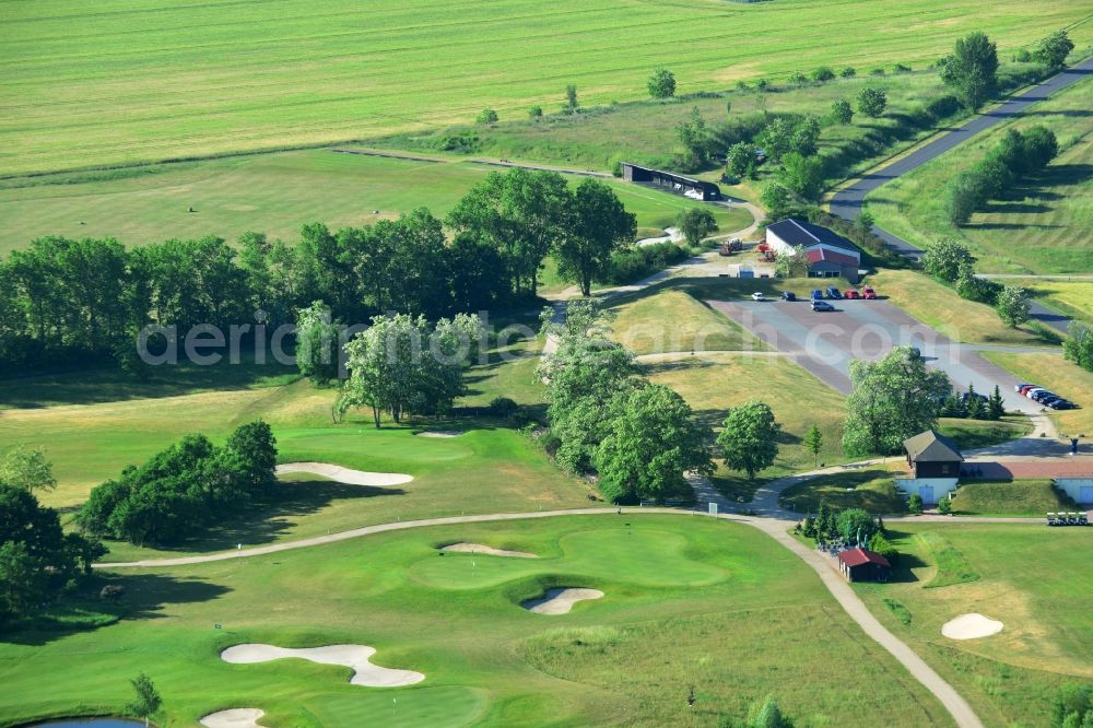 Aerial photograph Blankenfelde-Mahlow - Grounds of the Golf course of Golf Centre Gross Kienitz in Blankenfelde-Mahlow in the state of Brandenburg. The compound consists of three courses with 18 and 9 hole facilities