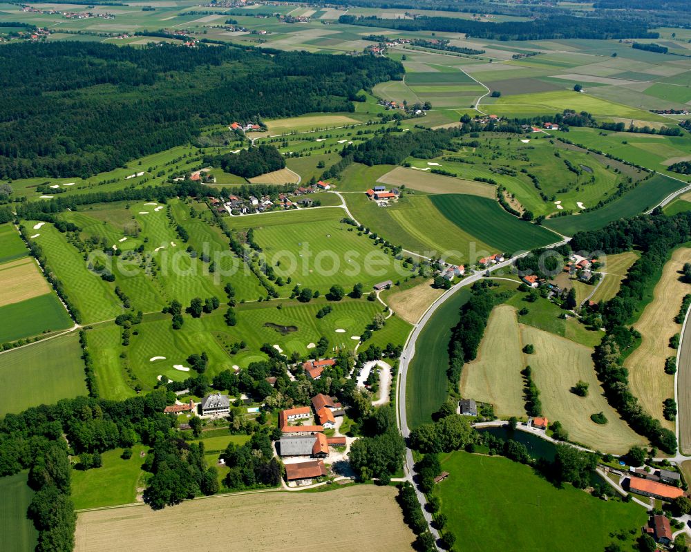 Aerial image Haiming - Grounds of the Golf course at Golfclub Altoetting-Burghausen e.V. - Course Schloss Piesing in the district Piesing in Haiming in the state Bavaria, Germany