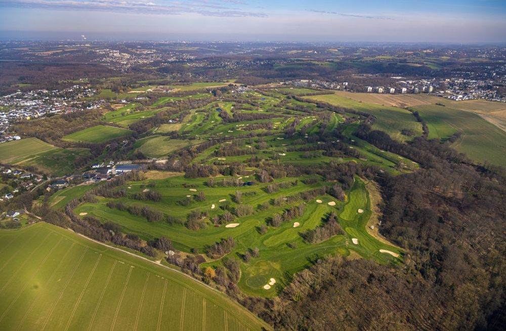 Heiligenhaus from above - Grounds of the Golf course at Golfclub Hoesel in the district Unterilp in Heiligenhaus in the state North Rhine-Westphalia, Germany