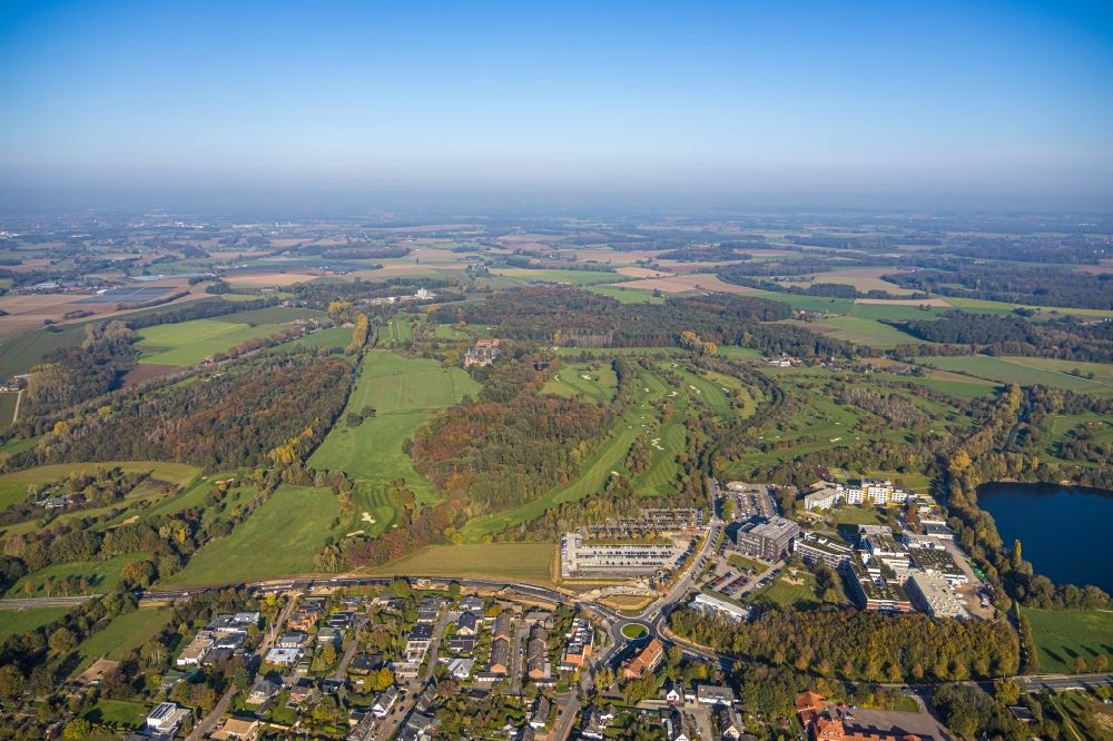 Aerial photograph Geldern - Grounds of the Golf course at Golfclub Schloss Haag e.V. on Bartelter Weg in Geldern in the state North Rhine-Westphalia, Germany