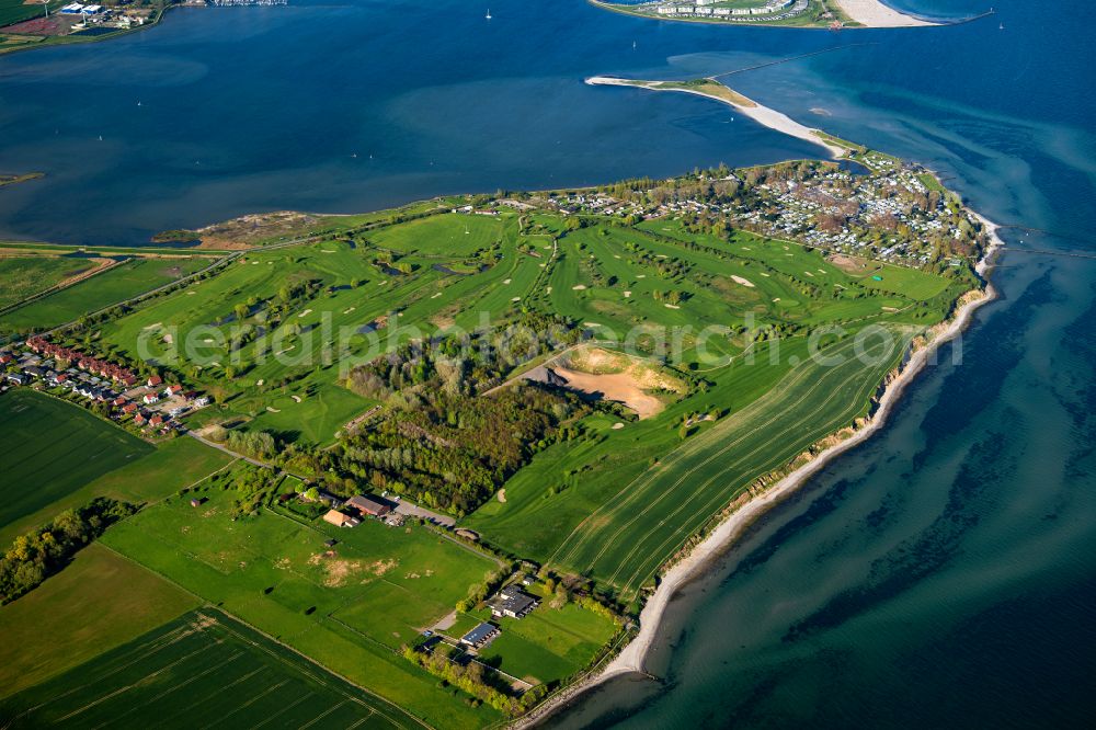 Fehmarn from the bird's eye view: Grounds of the Golf course at Golfpark Fehmarn on Wulfener-Hals-Weg in Fehmarn in the state Schleswig-Holstein, Germany