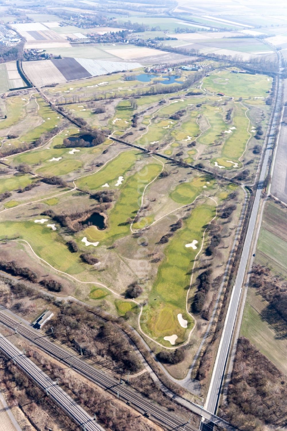 Schifferstadt from the bird's eye view: Grounds of the Golf course at Golfplatz Kurpfalz in Limburgerhof in the state Rhineland-Palatinate, Germany