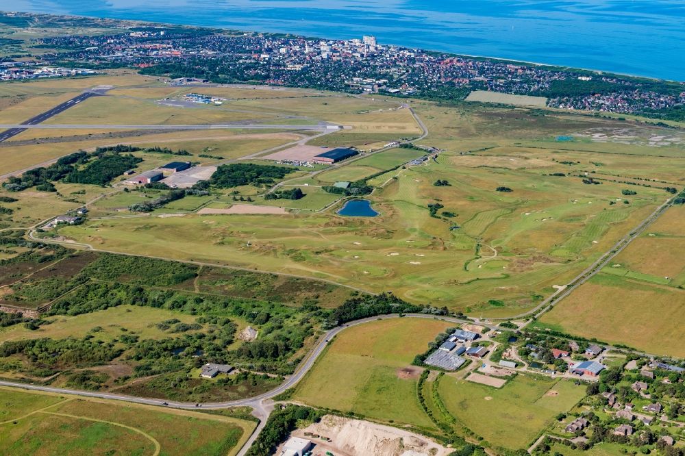 Aerial image Sylt - Grounds of the Golf course at of Marine Golf Club Sylt eG in the district Tinnum in Sylt on the island of Sylt in the state Schleswig-Holstein, Germany