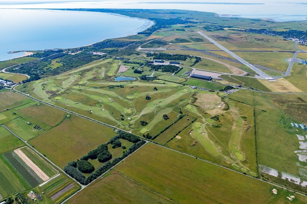 Aerial photograph Sylt - Grounds of the Golf course at of Marine Golf Club Sylt eG in the district Tinnum in Sylt on the island of Sylt in the state Schleswig-Holstein, Germany