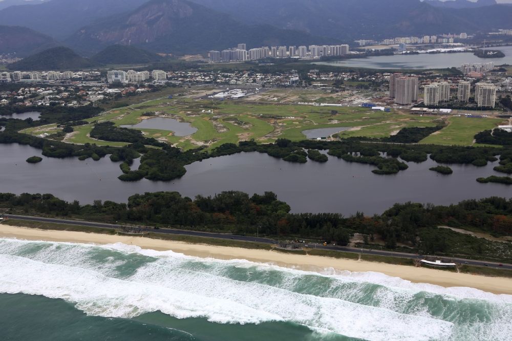Rio de Janeiro from the bird's eye view: Grounds of the Golf course at Olympic Golf Course on Av. das Americas before the summer Olympic Games of the XXI. Olympics in Rio de Janeiro in Brazil