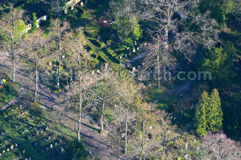 Aerial image Potsdam - Grave rows on the grounds of the cemetery Bornstedter Friedhof on Ribbeckstrasse in the district Bornstedt in Potsdam in the state Brandenburg, Germany