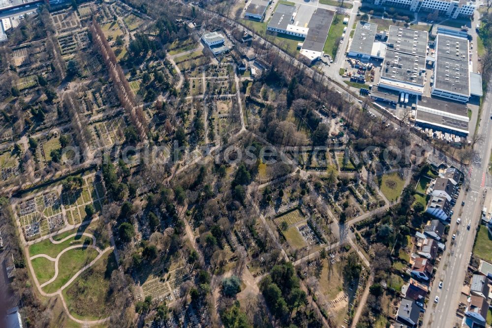 Aerial photograph Speyer - Grave rows on the grounds of the cemetery Speyer in Speyer in the state Rhineland-Palatinate, Germany
