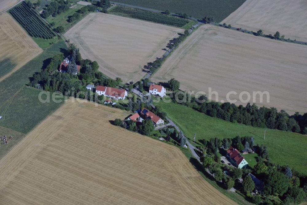 Scharfenberg from above - Structures of a field landscape along the street Zur Halben Huette with one family houses in Scharfenberg in the state Saxony