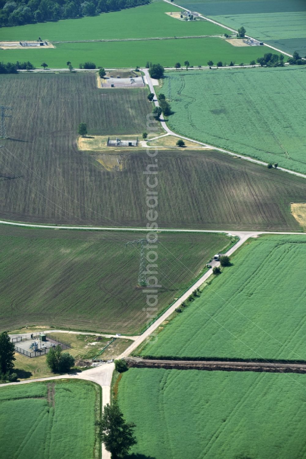 Aerial photograph Peißen - Structures of a field landscape near Peissen in the state Saxony-Anhalt
