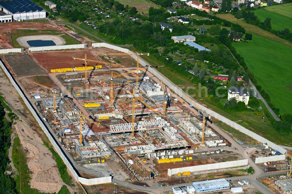 Zwickau from the bird's eye view: Construction site for the new construction of the large prison area and security fencing of the future correctional facility JVA on street Buelaustrasse in the district Marienthal in Zwickau in the state Saxony, Germany