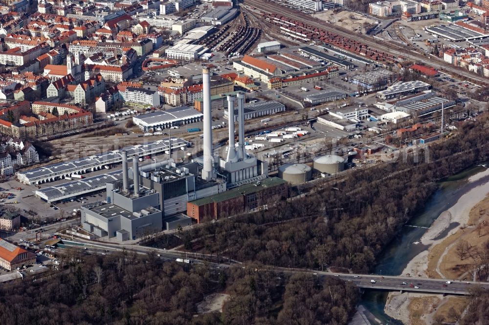 München from above - Wholesale market and power plants of the Suedheizkraftwerk at Schaeftlarnstrasse in Munich Sendling in the state of Bavaria. The combined cycle gas and steam turbine power plant operated by Stadtwerken Munich, is used for waste incineration and district heating generation
