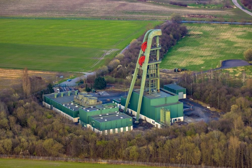 Aerial photograph Hamm - Black damp and mine gas facilities on site of the former mining pit Lerche in the Lerche part of Hamm in the state of North Rhine-Westphalia