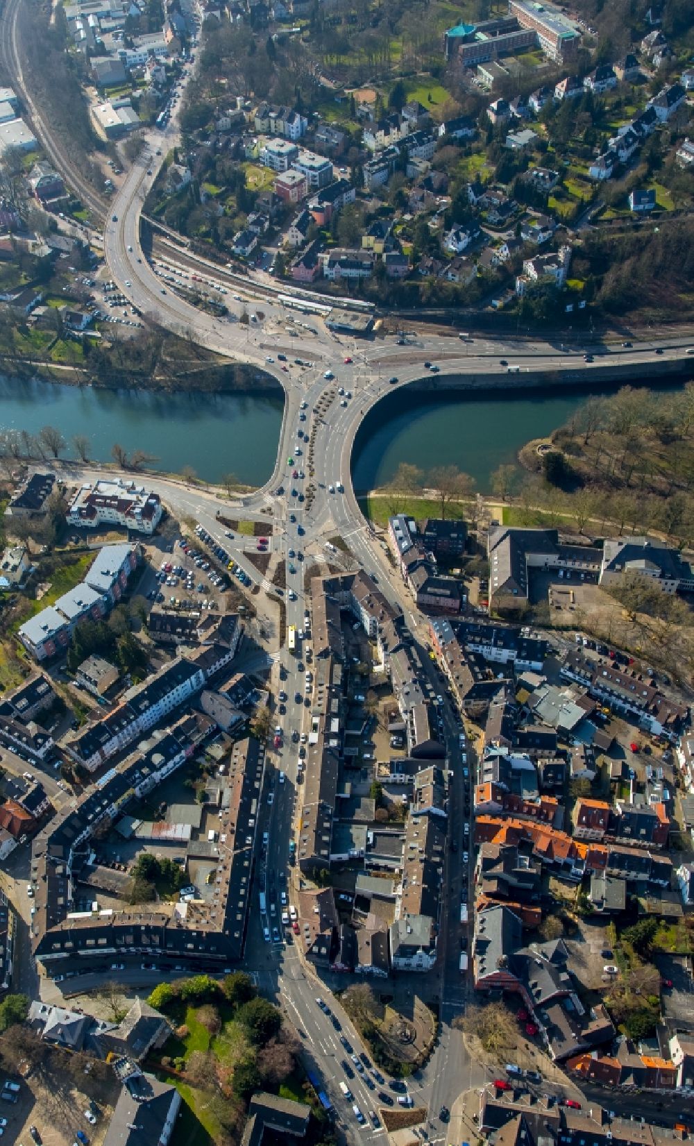 Aerial photograph Essen - Gustav-Heinemann- Bridge across the river Ruhr in Werden in the state of North Rhine-Westphalia