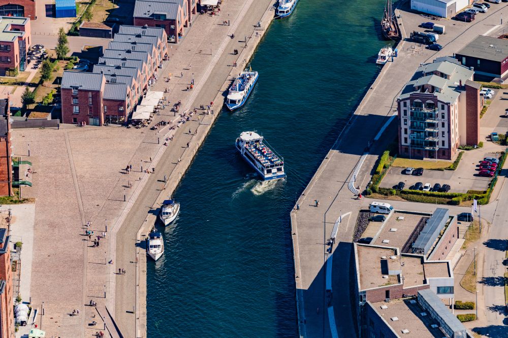 Hansestadt Wismar from the bird's eye view: Harbor on the sea coast of the Baltic Sea with the Adler passenger ships MS Wismar and Hansestdt Wismar with Alter Hafen in Wismar in the state Mecklenburg - Western Pomerania, Germany