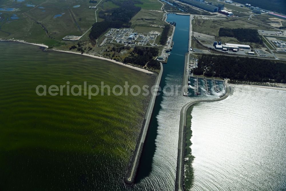 Lubmin from above - Port facilities on the seashore of the Industriehafens in Lubmin in the state Mecklenburg - Western Pomerania, Germany