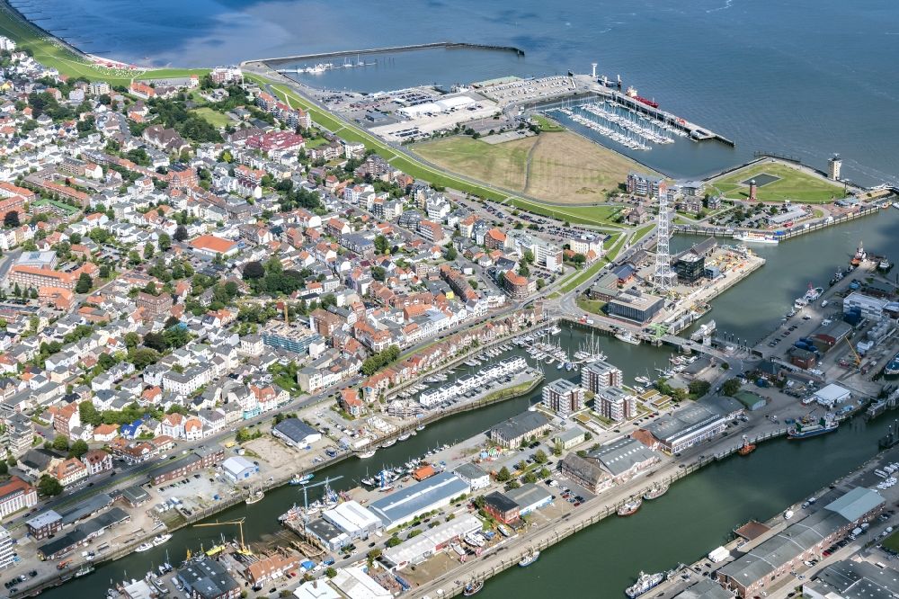 Aerial image Cuxhaven - Port facilities on the seashore of the North Sea in Cuxhaven in the state Lower Saxony, Germany