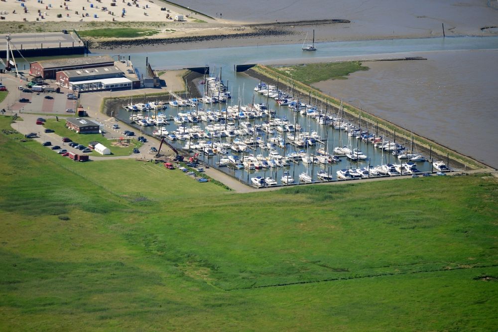 Aerial photograph Dornum - Port facilities on the seashore of the North Sea on Dornumersiel in Dornum in the state of Lower Saxony