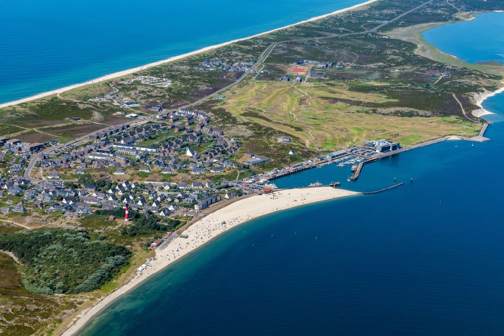 Hörnum (Sylt) from the bird's eye view: Port facilities on the seashore of the North Sea in Hoernum on Sylt in the state Schleswig-Holstein, Germany