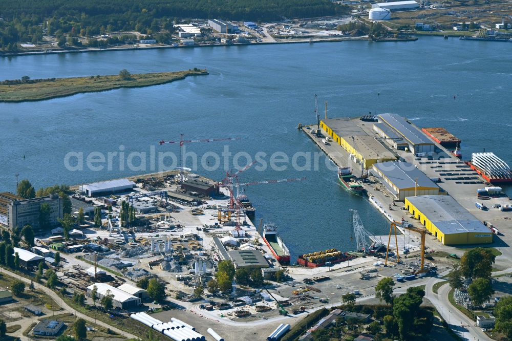Swinemünde from the bird's eye view: Port facilities on the shores of the harbor of in Swinemuende in West Pomeranian, Poland