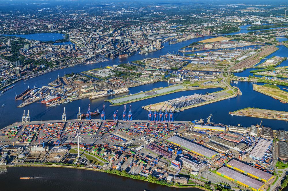 Aerial photograph Hamburg - Port facilities on the banks of the harbor basin in the Steinwerder HHLA Tollerort district in Hamburg