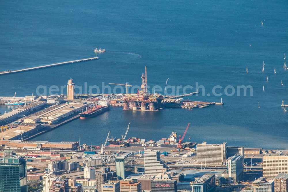 Aerial photograph Kapstadt - Ship traffic in front of the port of Cape Town