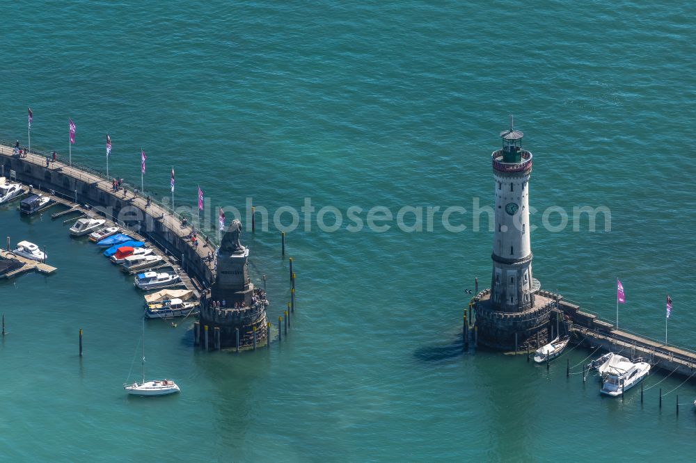 Lindau (Bodensee) from the bird's eye view: Port entrance on the shore of Lake Constance in Lindau am Bodensee in the state Bavaria, Germany