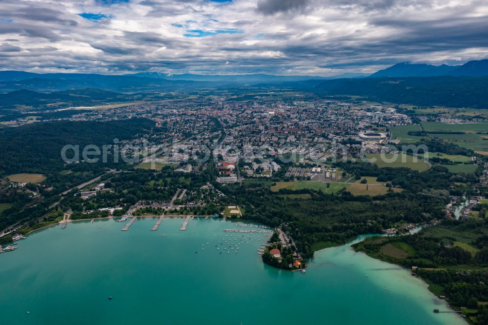 Klagenfurt from the bird's eye view: Peninsula with land access and shore area on the Woerthersee in Klagenfurt in Kaernten, Austria