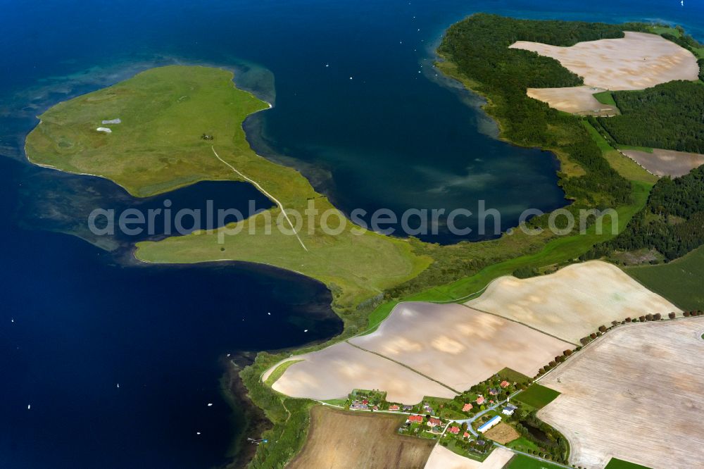 Aerial photograph Ludorf - Peninsula in Lake Mueritz in Ludorf at Mueritz in the state Mecklenburg - Western Pomerania