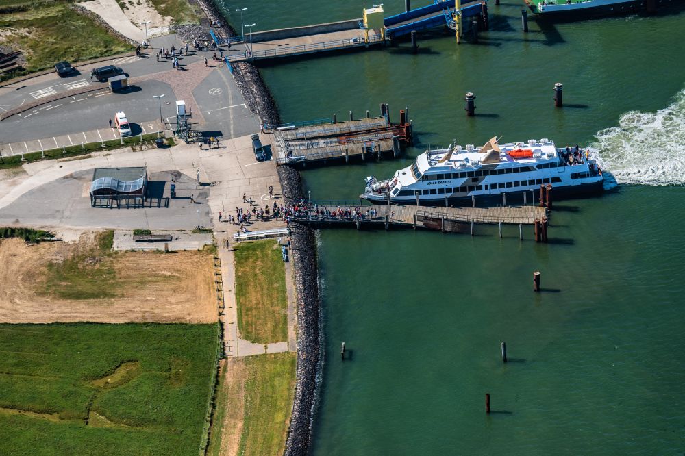 Aerial photograph Hooge - Hallig Hooge port facility with passenger ship Adler Express docking in the state Schleswig-Holstein, Germany