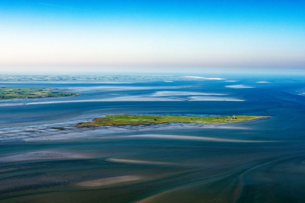Nordstrandischmoor from the bird's eye view: Green space structures a Hallig Landscape in the North Sea in Nordstrandischmoor in the state Schleswig-Holstein, Germany