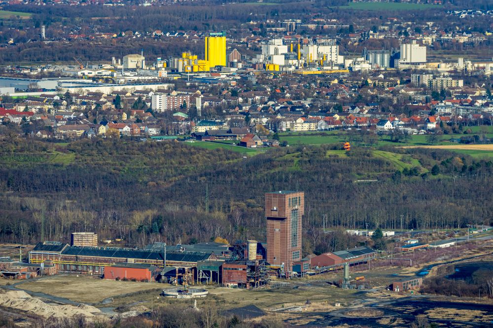 Aerial photograph Hamm - Tower Hammerkopfturm on the site of the Industry- ruins Zeche Heinrich Robert in Hamm in the state North Rhine-Westphalia, Germany